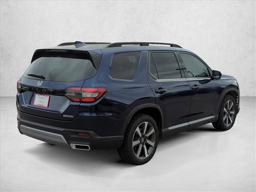 2023 Honda Pilot Touring 8-Passenger