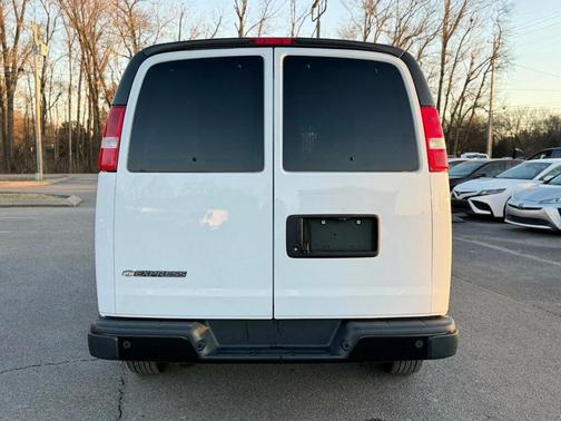 2020 Chevrolet Express 2500 RWD 2500 Regular Wheelbase WT