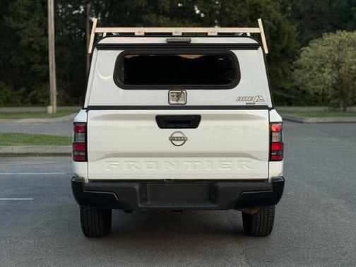 2022 Nissan Frontier S
