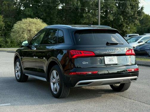 2018 Audi Q5 2.0T Premium