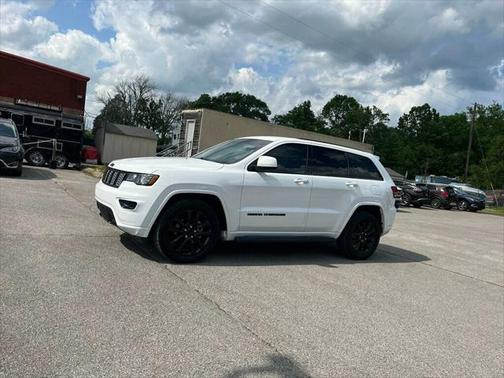 2020 Jeep Grand Cherokee Altitude