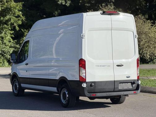 Oxford White 2019 Ford Transit-250 Base