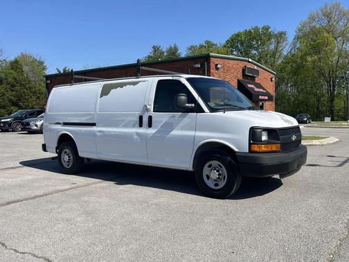 2008 Chevrolet Express 2500 Base