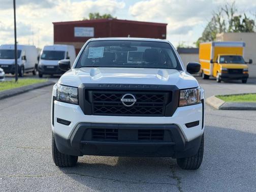Glacier White 2022 Nissan Frontier S