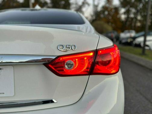2016 INFINITI Q50 2.0T Premium