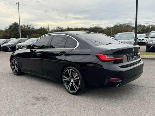 2019 BMW 330 330i