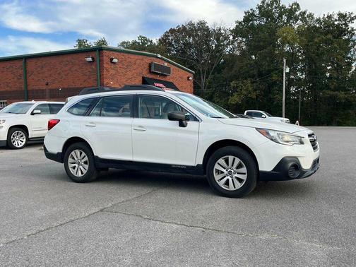 2019 Subaru Outback 2.5i