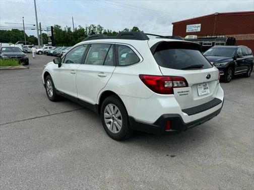 2019 Subaru Outback 2.5i