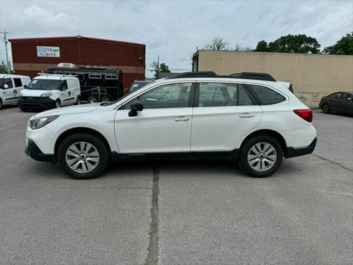 2019 Subaru Outback 2.5i