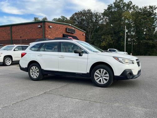 2019 Subaru Outback 2.5i