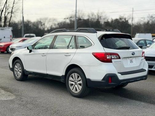 2019 Subaru Outback 2.5i