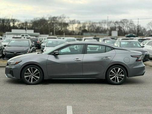 2023 Nissan Maxima SV Xtronic CVT