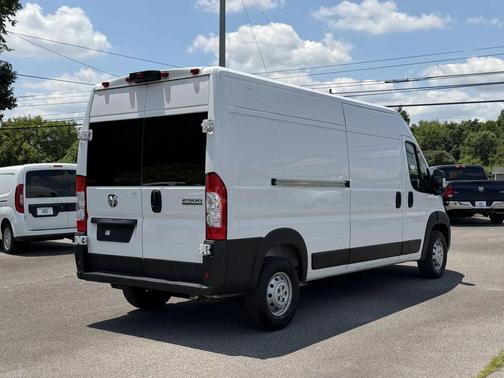 Bright White Clearcoat 2023 RAM ProMaster 2500 High Roof
