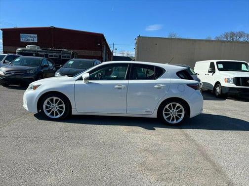 2011 Lexus CT 200h Premium