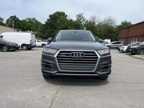 Samurai Gray Metallic 2019 Audi Q7 45 Premium Plus