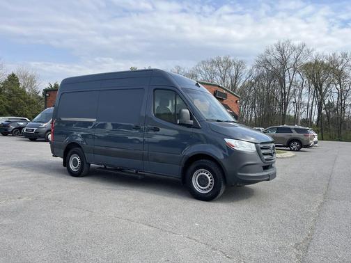 2019 Mercedes-Benz Sprinter 2500 Standard Roof