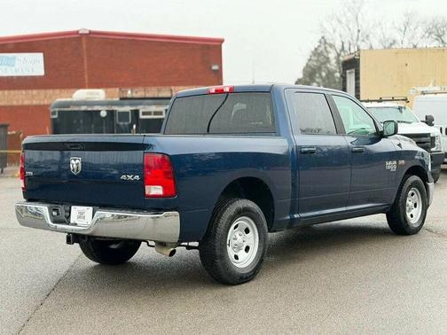 2021 RAM 1500 Classic SLT