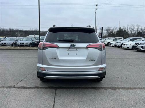 2016 Toyota RAV4 Hybrid XLE