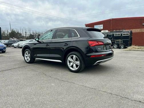 2018 Audi Q5 2.0T Premium Plus