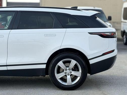 Fuji White 2018 Land Rover Range Rover Velar P380 S