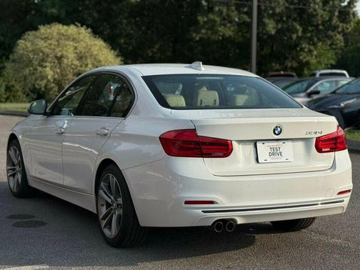 2018 BMW 330 330i