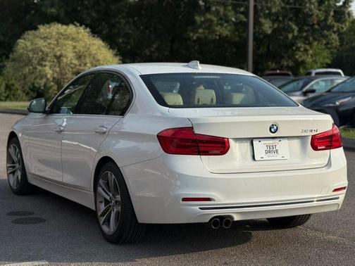 2018 BMW 330 330i