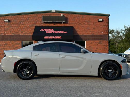 2020 Dodge Charger SXT