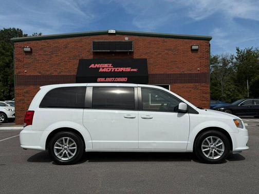 2020 Dodge Grand Caravan SE