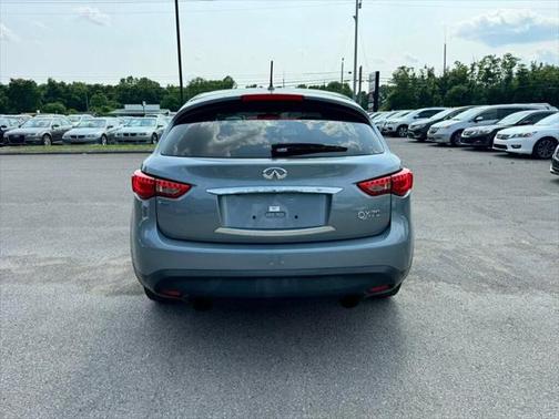 2017 INFINITI QX70 Base