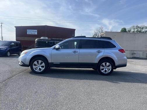 2012 Subaru Outback 2.5i Limited