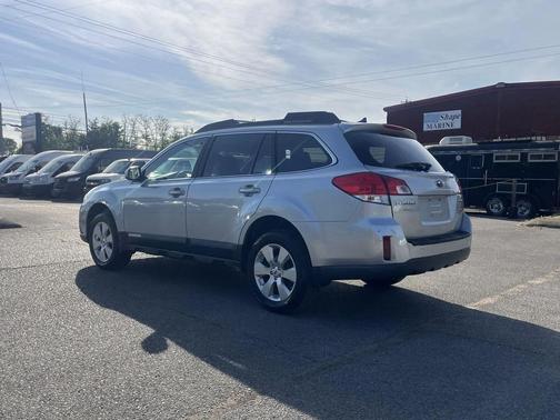 2012 Subaru Outback 2.5i Limited