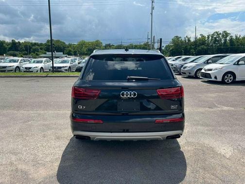 2017 Audi Q7 3.0T Premium