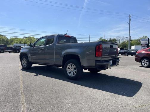 Satin Steel Metallic 2022 Chevrolet Colorado LT