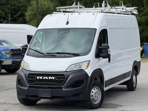 Bright White Clearcoat 2023 RAM ProMaster 2500 High Roof