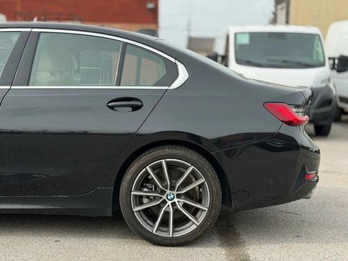 2021 BMW 330 xDrive