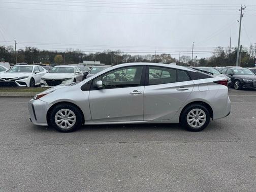 2022 Toyota Prius 