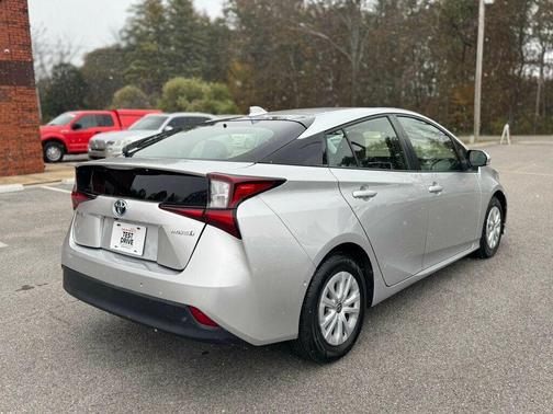 2022 Toyota Prius 