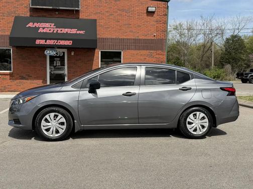 Gun Metallic 2021 Nissan Versa 1.6 S