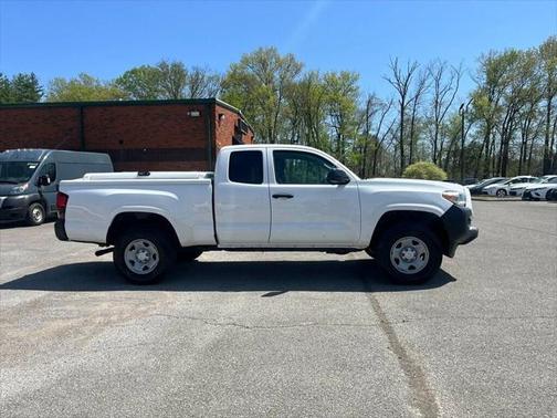 2019 Toyota Tacoma SR