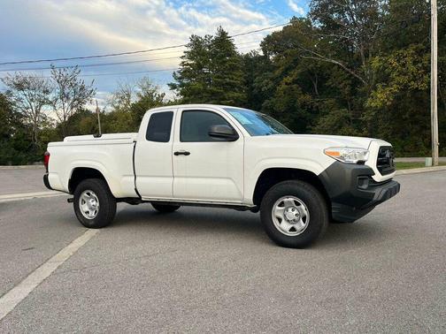 2019 Toyota Tacoma SR