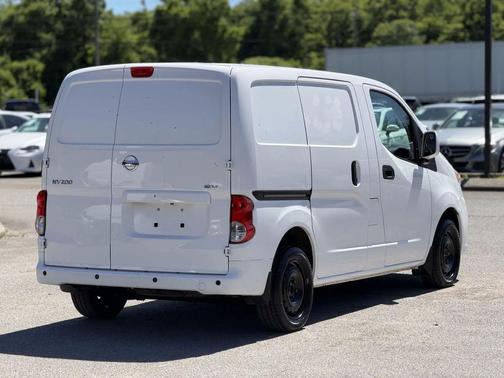 2021 Nissan NV200 SV