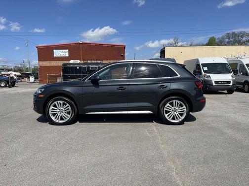 2018 Audi Q5 2.0T Premium Plus