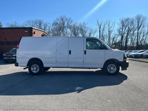 2018 Chevrolet Express 2500 Work Van