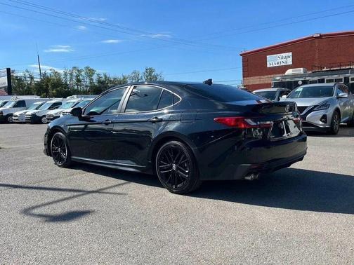 Midnight Black Metallic 2025 Toyota Camry SE