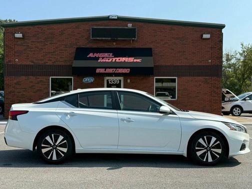 2021 Nissan Altima 2.5 SV