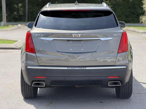 Bronze Dune Metallic 2017 Cadillac XT5 Luxury