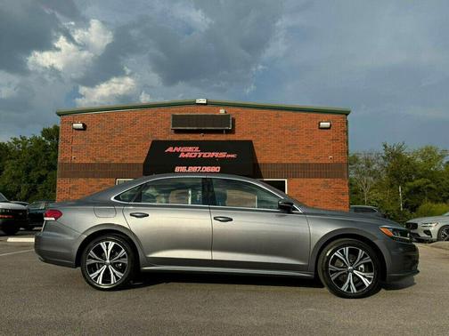 2022 Volkswagen Passat 2.0T SE