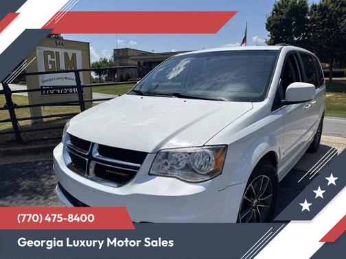 White 2016 Dodge Grand Caravan SXT