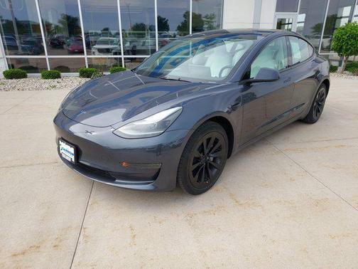 2023 Tesla Model 3 Standard Range