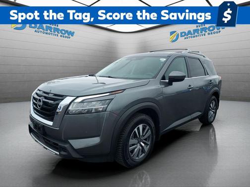 2023 Nissan Pathfinder SL 4WD